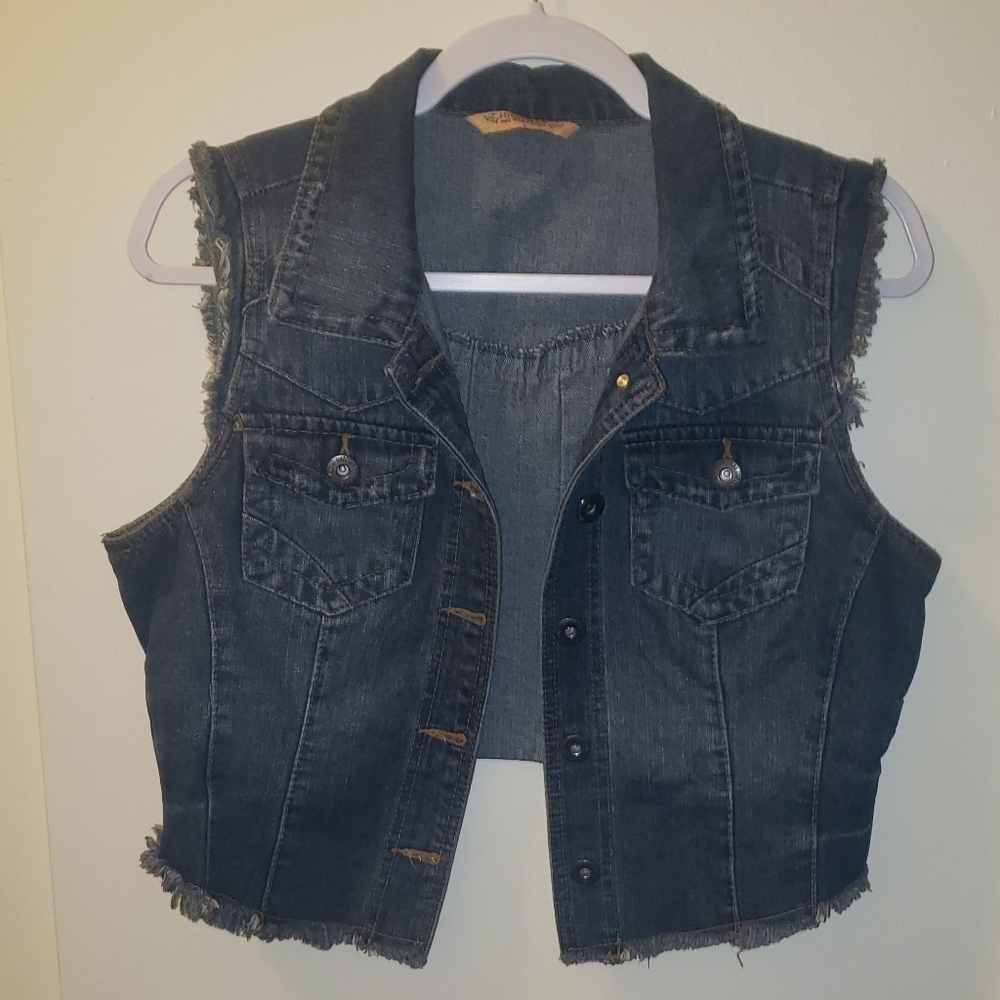 Women's jean vest